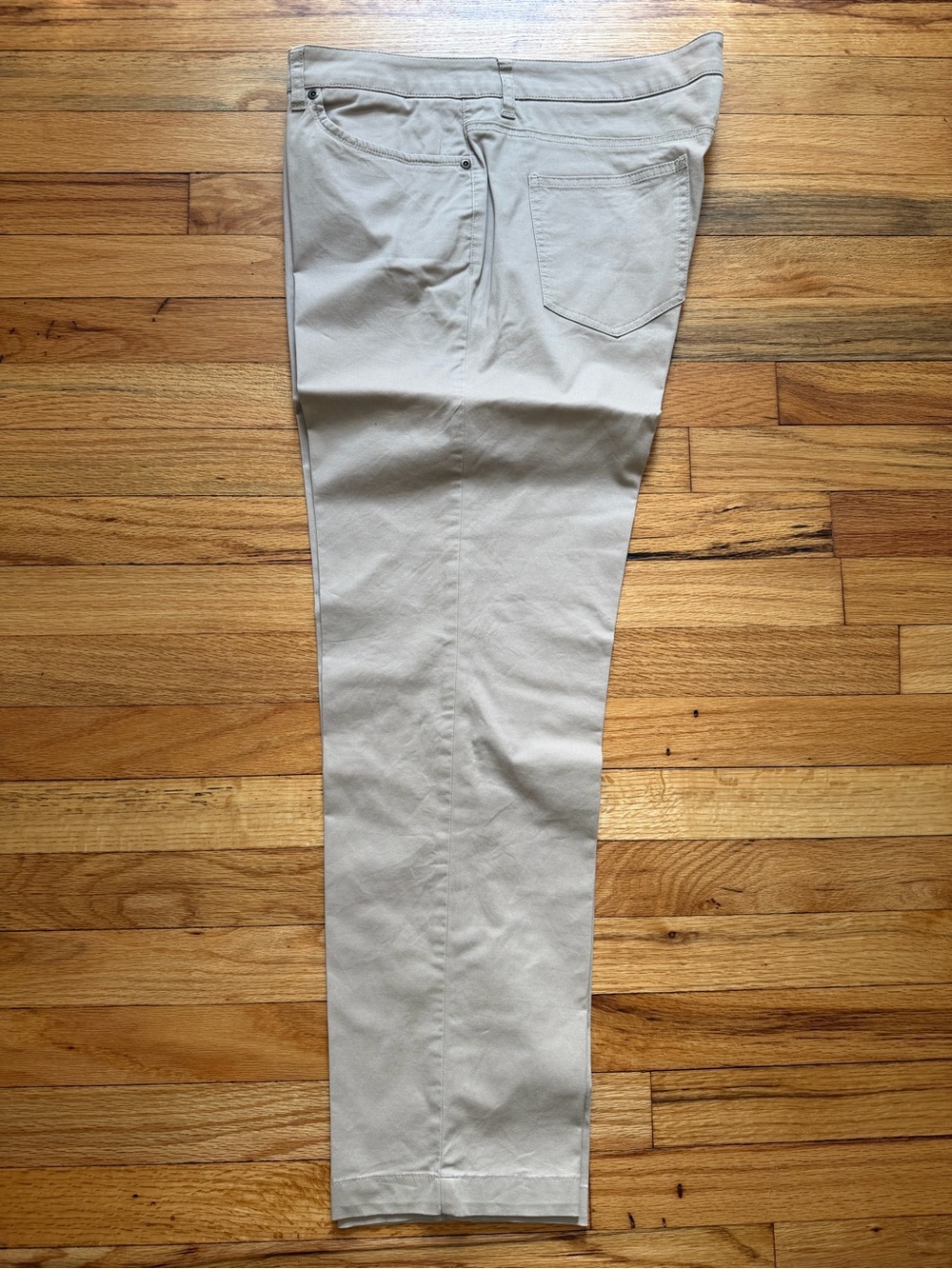 Women’s Chino Pants in Light Beige